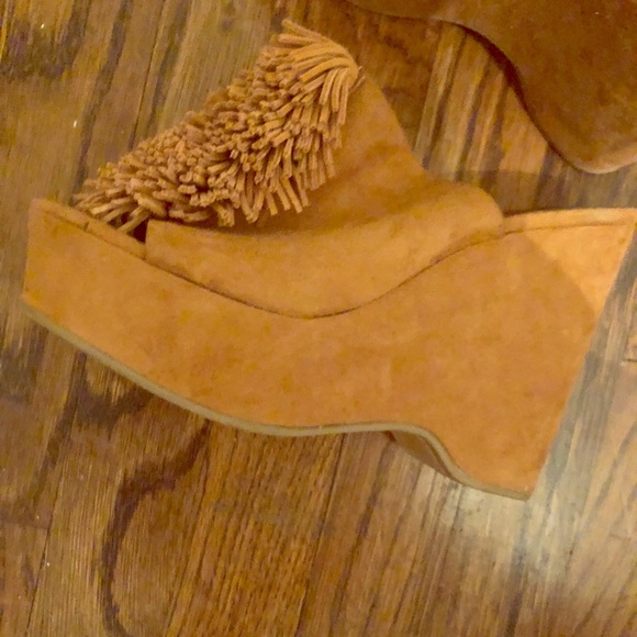 Carlos Santana Shoes - NWOT Suede Tasseled Wedge Shoes